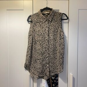 Sleeveless Leopard Print Top